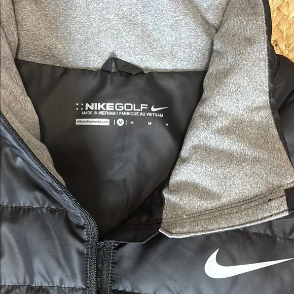 Nike Black Quilted Vest - Picture 3 of 7